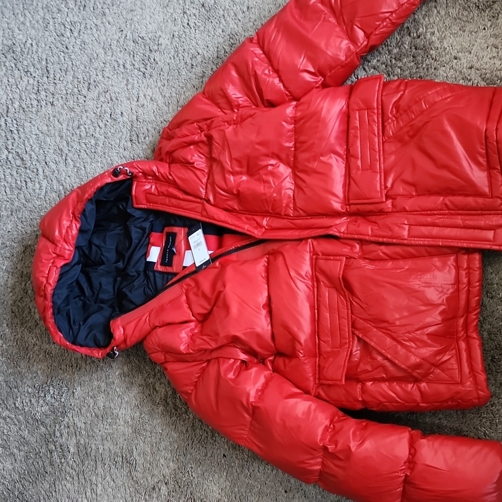 New Tommy Hilfiger Men's Size Large Red Puffer Coat